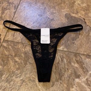 Woman’s lace thong low waist transparent breathable underwear new with tag